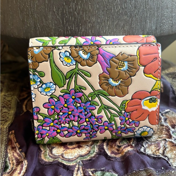 Authentic COACH floral leather snap flap card money compact wallet - Picture 9 of 13